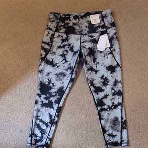 Xersion Black and Gray Tie-Dye Leggings